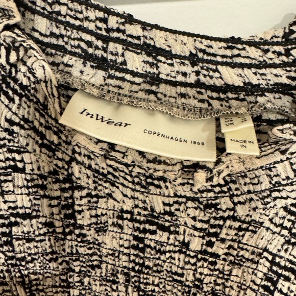 In Wear dress shurt - Picture 7 of 7